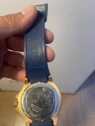 Reloj Guess Hombre Azul y Dorado