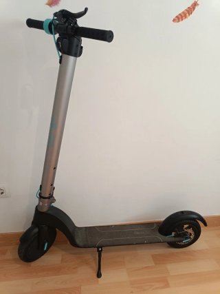 Patinete Eléctrico con Casco y Bolso