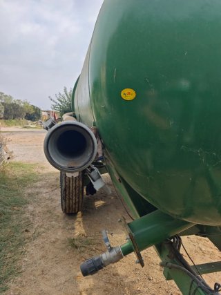 Cuba cisterna agua