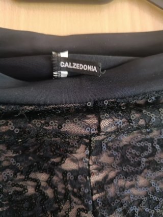 Leggings negros con lentejuelas