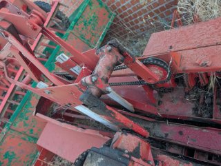 Empacadora Massey Ferguson 15-8