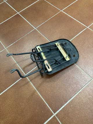 Soporte Baúl Moto
