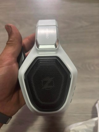 Cascos Gaming Blancos y Negros Se usaron 2 veces
