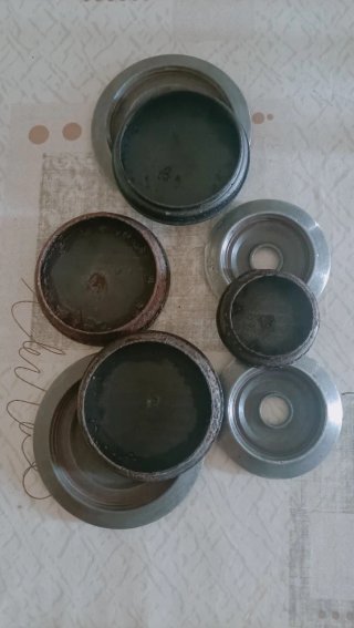 Quemadres y dos parrillas