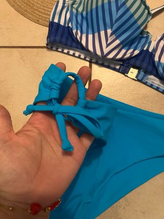 Costume da bagno bikini blu