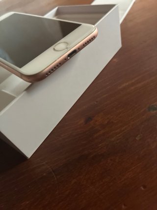 iPhone 8