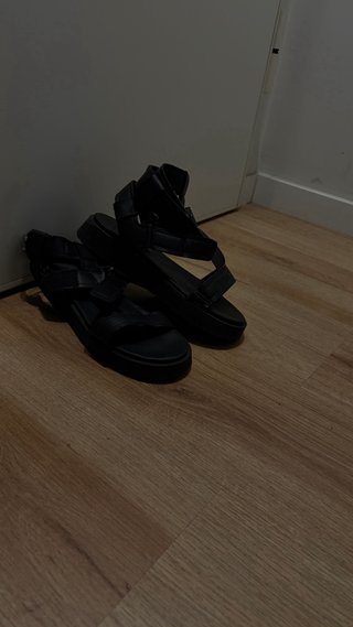 Sandalias negras plataforma