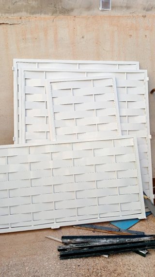 Barandillas, puertas y verjas de hierro y aluminio