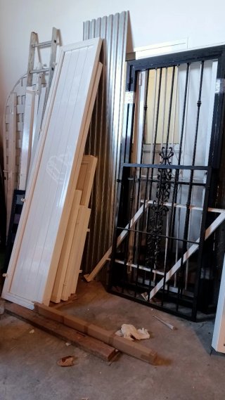 Barandillas, puertas y verjas de hierro y aluminio