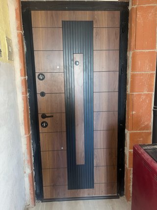 Puerta de entrada acorazada de diseño - NUEVA