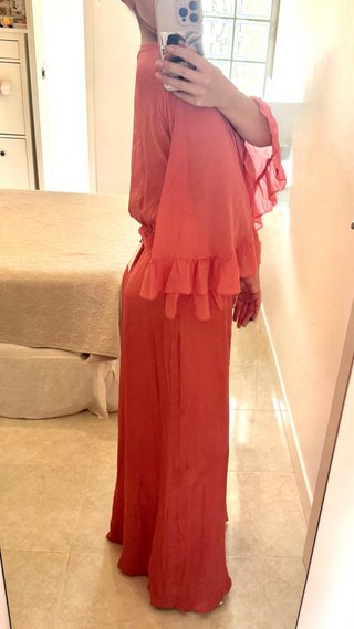 Vestido fiesta largo coral PH tirantes y capa