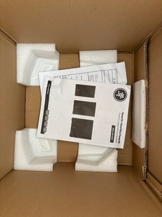 2 Altavoces Mackie Thump 12A + Soportes