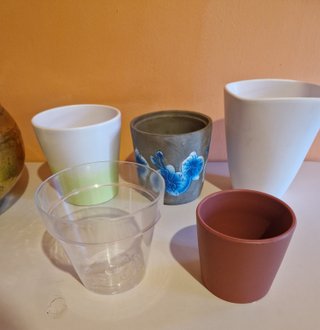 Lotto 6 Vasi Coprivasi(Ottone, Ceramica Plastica)