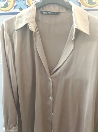 Camisa Zara raso S/36 Beige