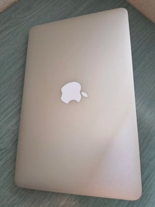 MacBook Air 11 2017 Plata