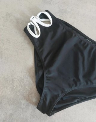 Bikini a vita alta Nuovo mai indossato. Taglia L