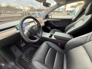 Tesla Model Y 2023 - RWD