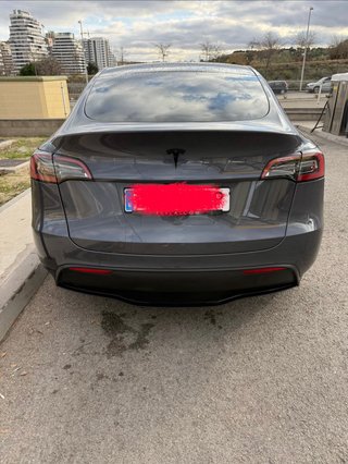 Tesla Model Y 2023 - RWD
