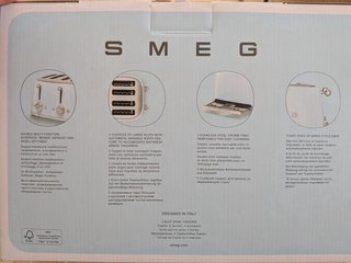 Tostadora Smeg 4 ranuras Roja