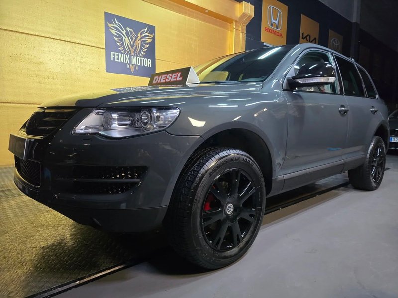 Volkswagen Touareg 2.5 TDI R5 +Motion 2009, foto 2