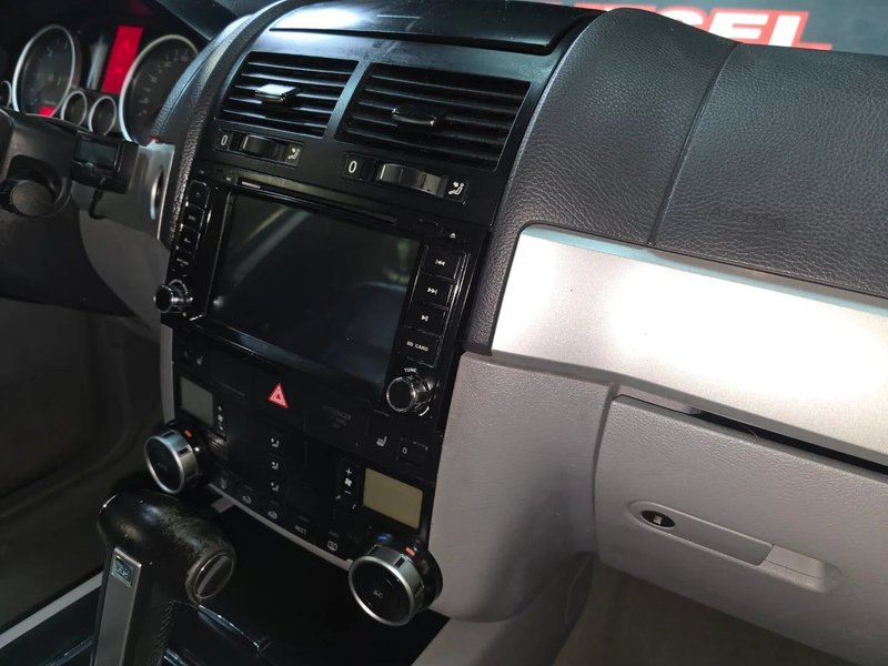 Volkswagen Touareg 2.5 TDI R5 +Motion 2009, foto 15