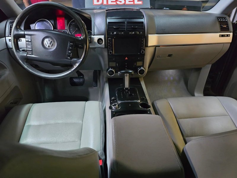 Volkswagen Touareg 2.5 TDI R5 +Motion 2009, foto 19