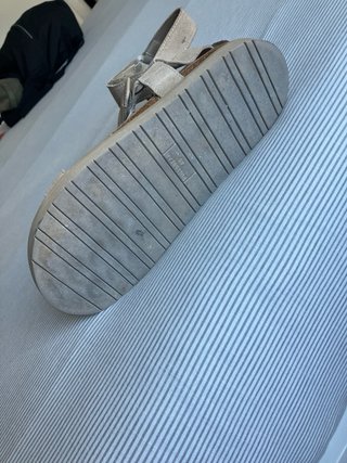 Sandalias unisex beige serraje