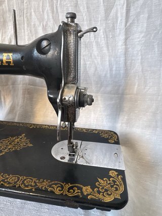 Macchina da cucire ghisa Aquila vintage 1930
