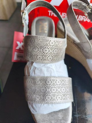Sandalias Xti gris Talla 41