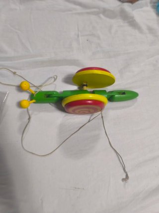 Juguete Caracol Madera con Cuerda