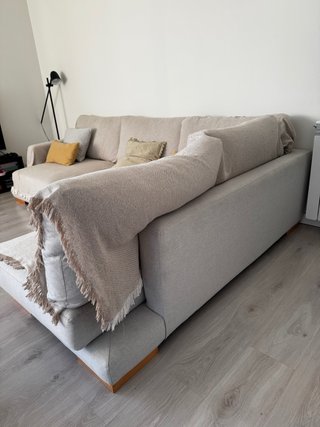 Sofá chaise longue beige como nuevo