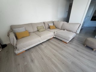 Sofá chaise longue beige como nuevo