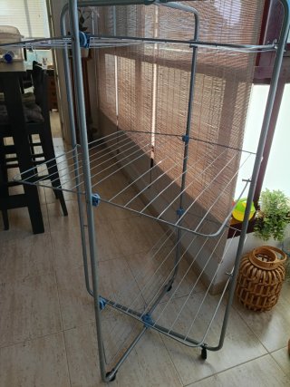 Tendedero vertical plegable