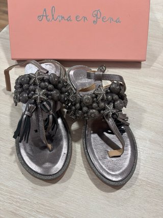 Sandalias Alma en Pena Estrellas y Pompones