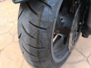 KYMCO AK 550 (nov2019). 35000km