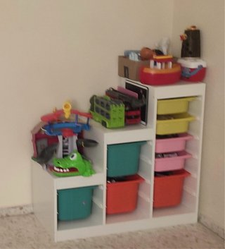 Cajonera de plástico multicolor