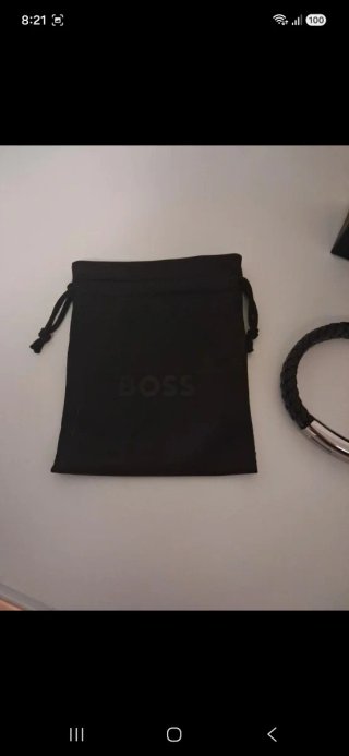 Pulsera Boss Hombre Cuero Negro y Plata