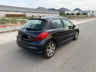 Peugeot 207 2007