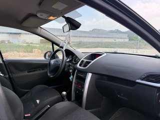 Peugeot 207 2007
