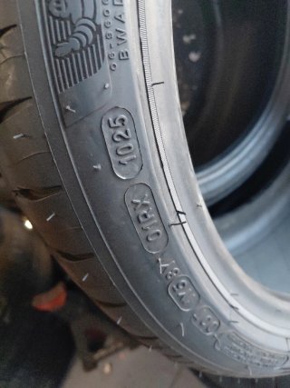 2 245/35R18 92Y MICHELÍN