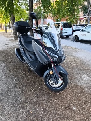 Kymco X Town 300 ABS Negro/Plata
