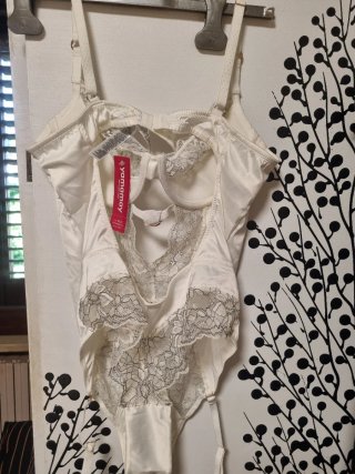 Body pizzo bianco