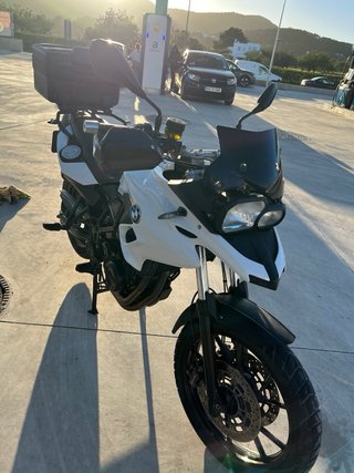 BMW F700GS Blanca - Muy Cuidada