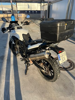 BMW F700GS Blanca - Muy Cuidada