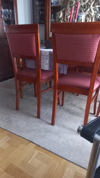6 Sillas de comedor de madera y tela