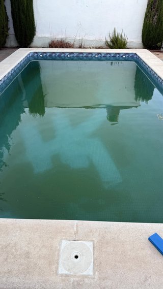 Mantenimiento y limpieza piscina