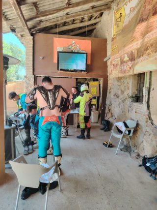 Alquiler Motos Cross en Circuito escuela., y rutas