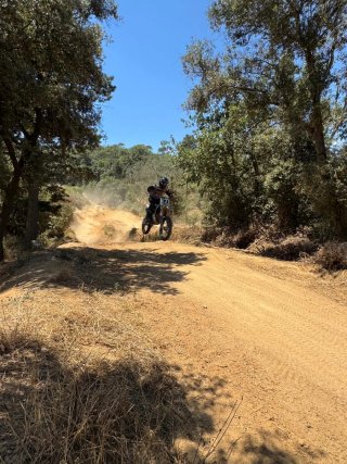 Alquiler Motos Cross en Circuito escuela., y rutas