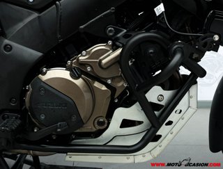 SUZUKI V-STROM 1050 XT