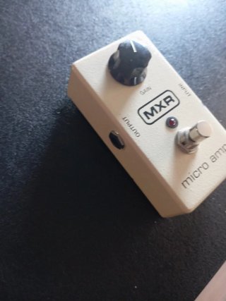 MXR Micro Amp Pedal